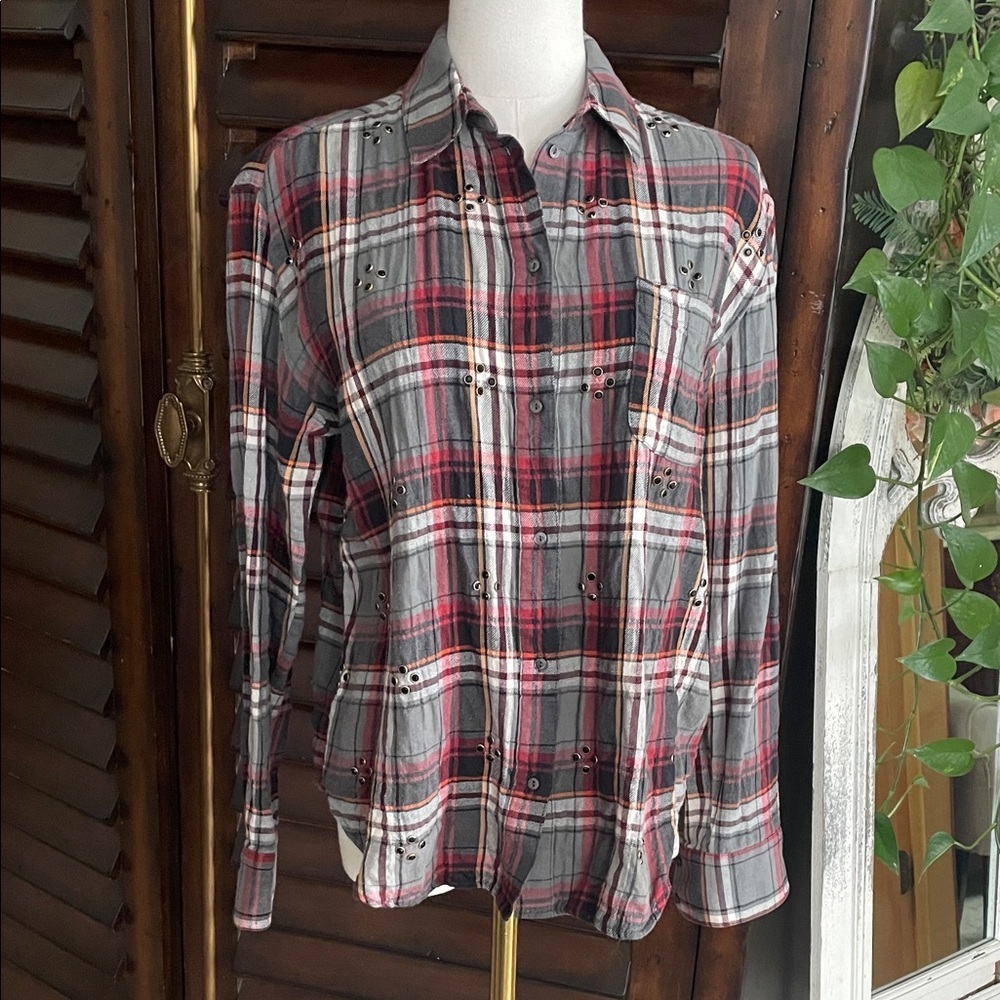 Elizabeth and James Plaid Red and Flannel Shirt Embellishments Size 0